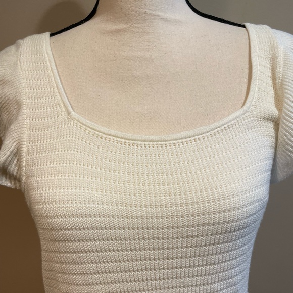 House of Harlow 1960 Knit Ruffle Cream Dress - Picture 5 of 14